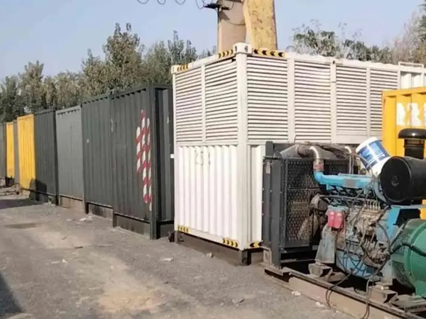盐源200KW柴油发电机机组每小时油耗是多少?